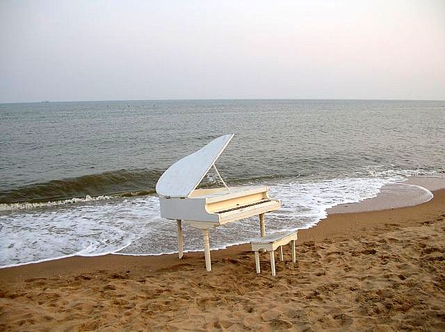 Рояль-на-море.jpg